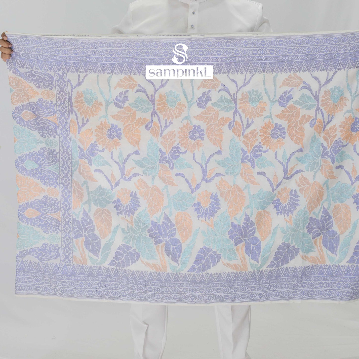 STR218 Handmade Royal