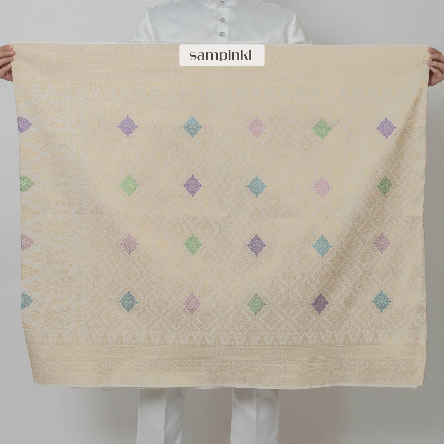 STD704 Handmade Grandeur