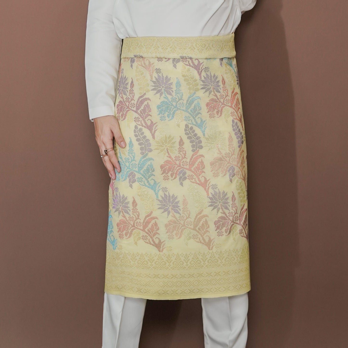 STR341 Handmade Royal Tuah