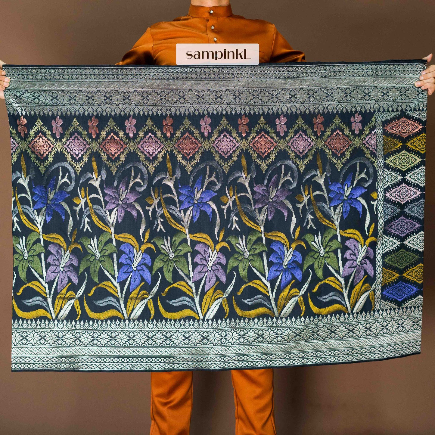 STR378 Handmade Royal Tuah