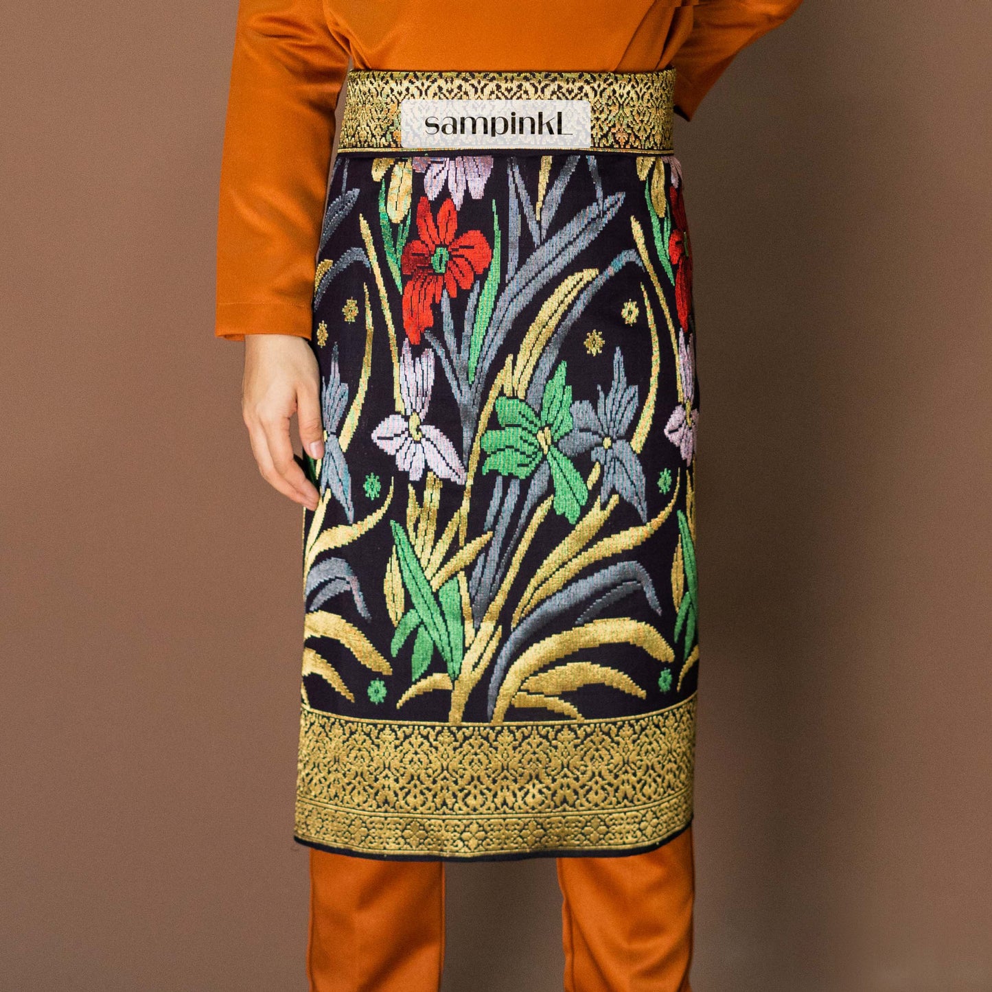 STR381 Handmade Royal Tuah