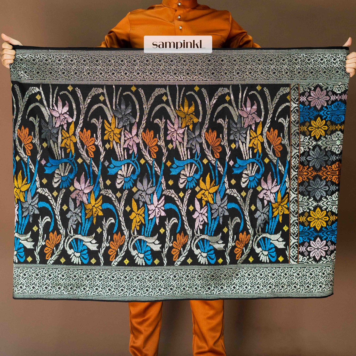STR388 Handmade Royal Tuah