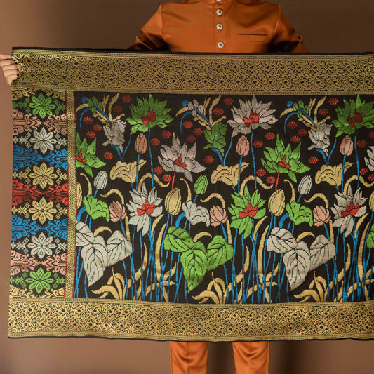 STR432 Handmade Royal Tuah