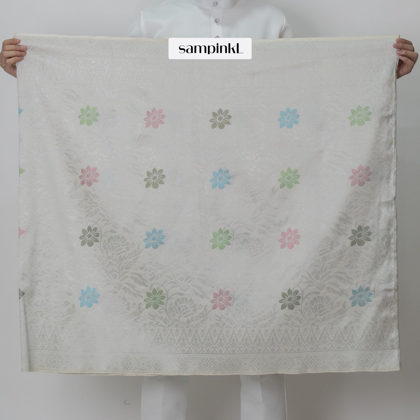 STD766 Handmade Grandeur
