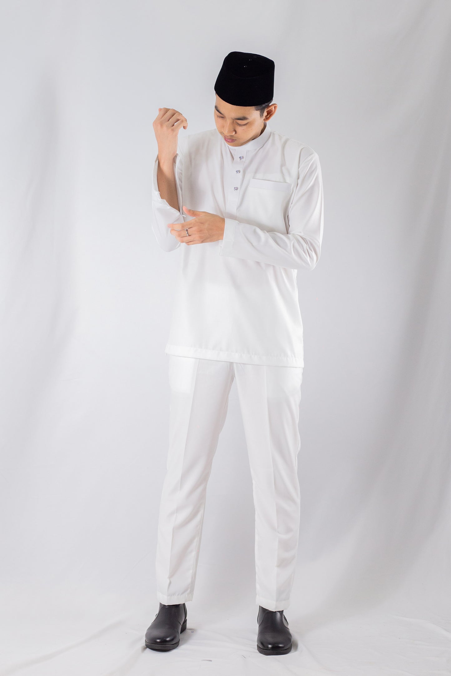 Baju Melayu Off-White Cotton Clearance Sale