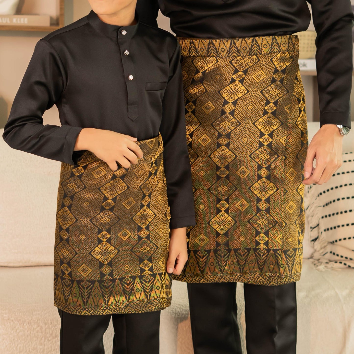 Sampin Sedondon Abstrak Bold T27